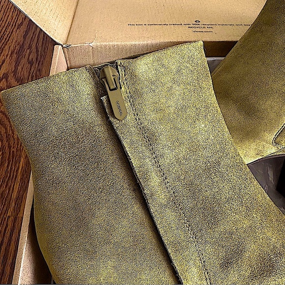 VINCE suede ankle Boots - NWT - Size 10 - Picture 12 of 14